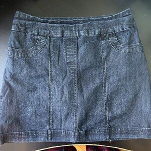 Contrast Jean Skirt with Shorts Size 9 16'' Long